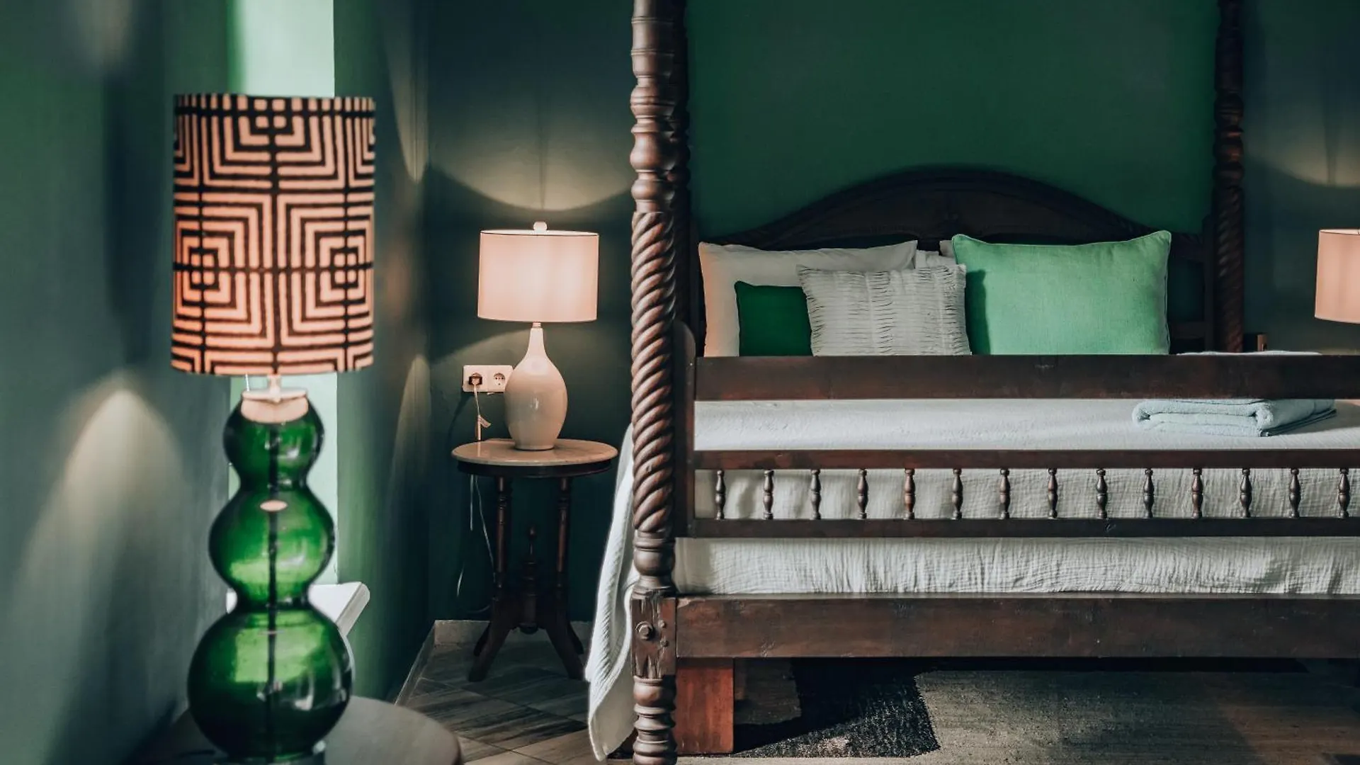 Kura Botanica Hotel Willemstad 4*,  Curacao